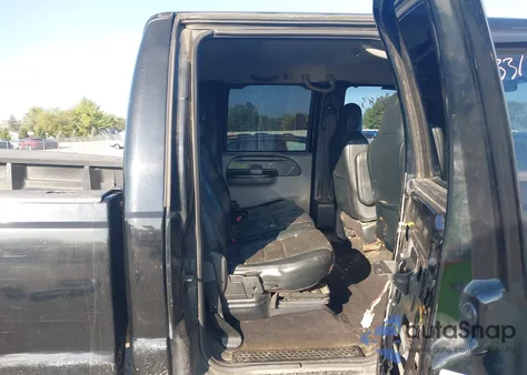 2004 Ford F-250 Lariat/Xl/Xlt z USA, uszkodzony, nr VIN 1FTNW21P34ED27898